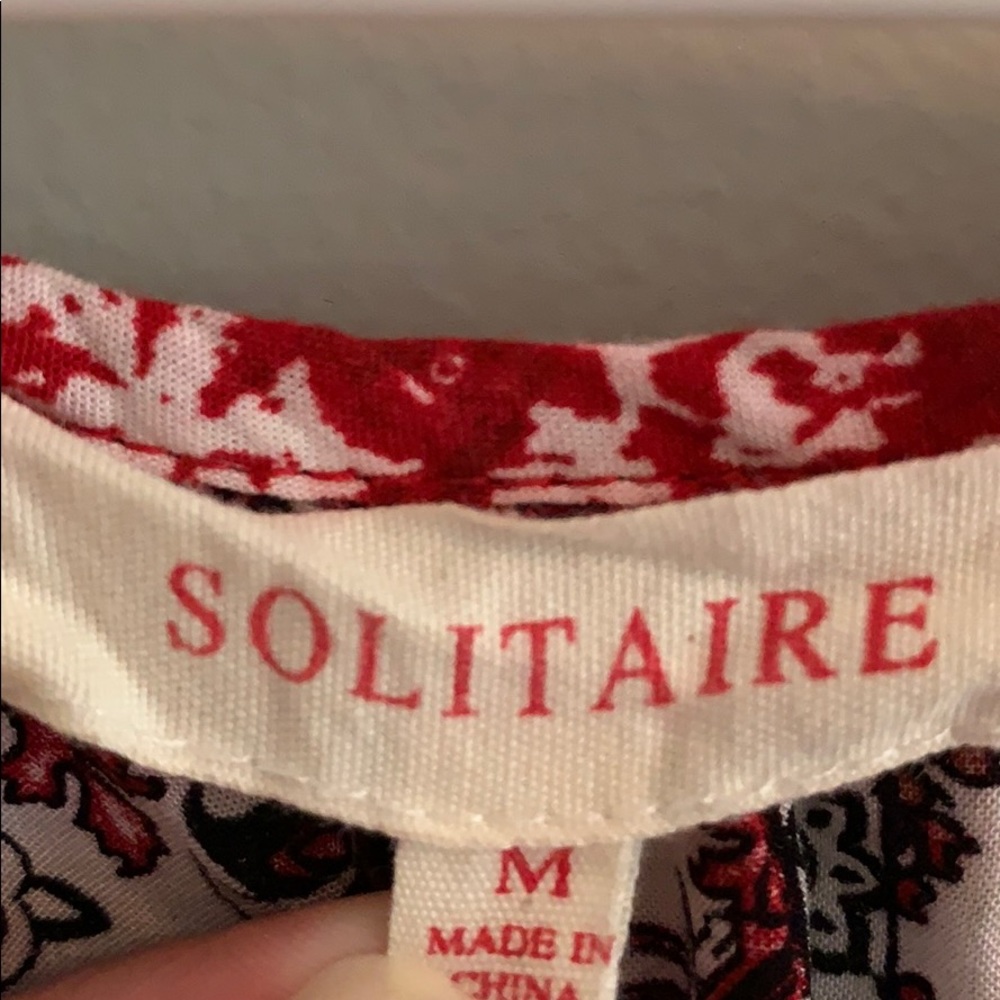 Red top - Picture 5 of 5